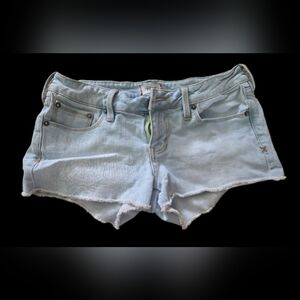 Tilt‎ Jean Shorts